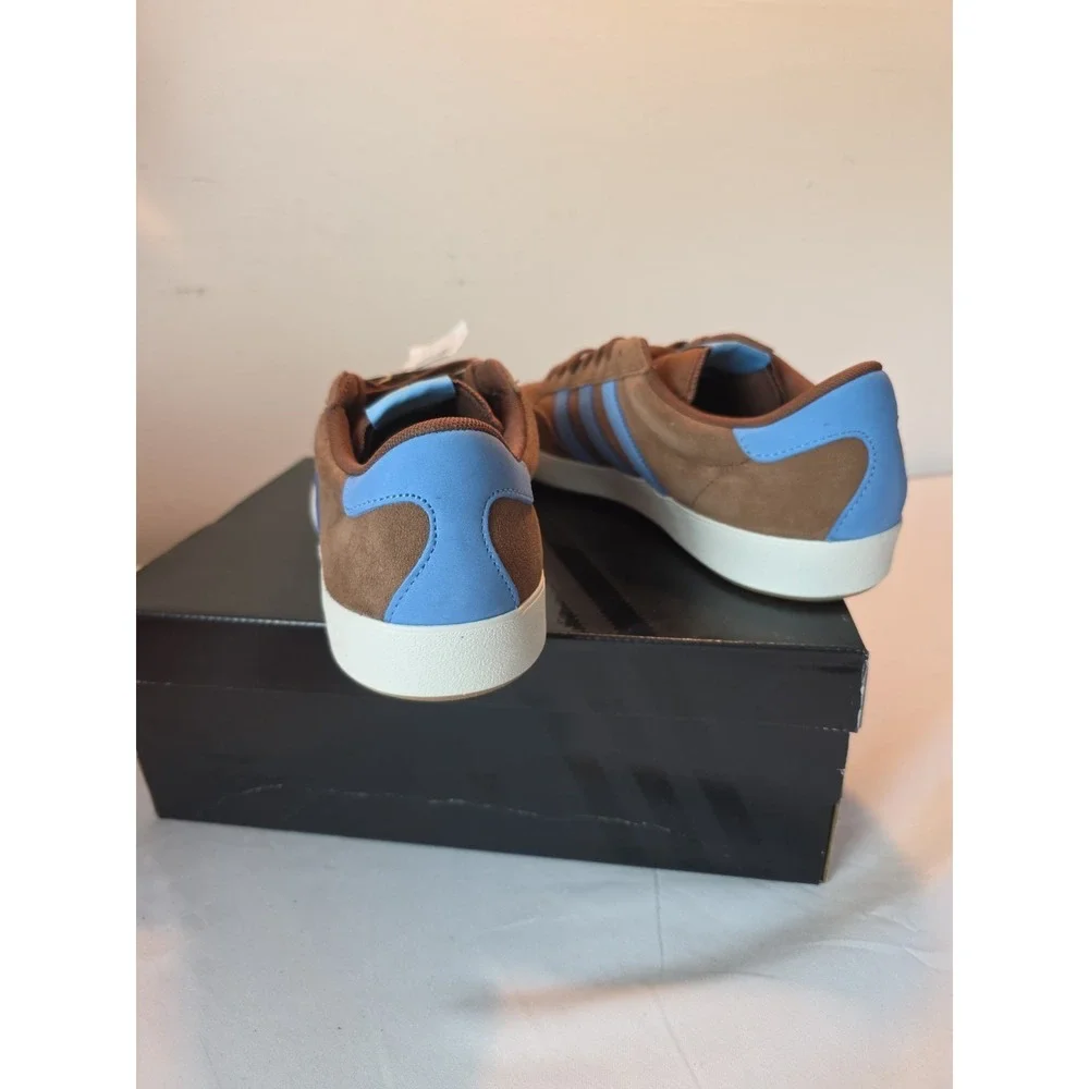 Adidas Nora Unisex New With Box Sneakers Men 11 Women 12 Brown/Blue JP8595 Skate